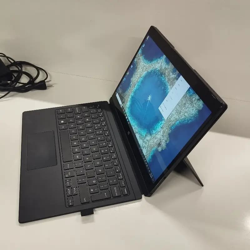 Dell latitude 7275 2-in-1 Touch laptop/ tablet